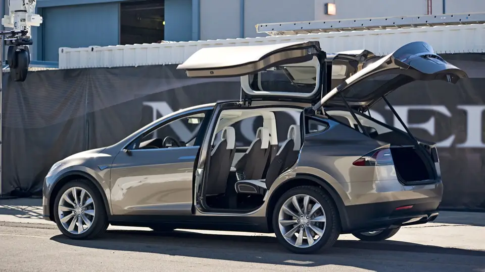 Tesla Model X Seating Capacity