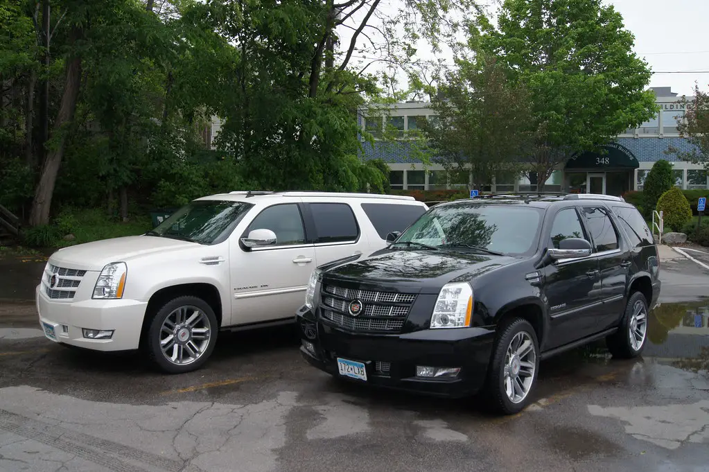 2013 Cadillac Escalade Platinum Edition